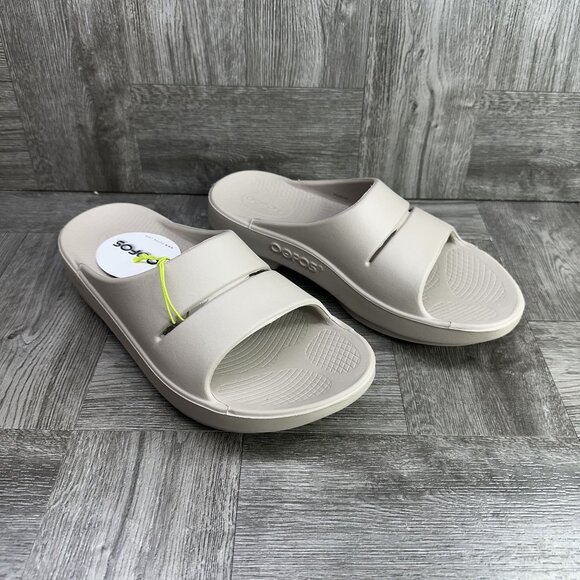 OOFOS NOMAD Women's size 10/EURO 41 Tan Sandals - Picture 2 of 6